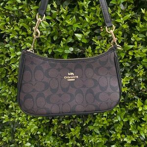 Coach Dark Brown and Black Shoulder Bag